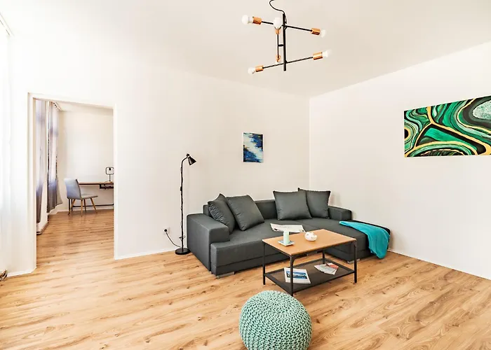 Emily Apartment *